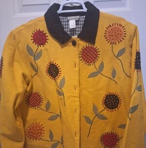 Womens NWT Short Jacket W/ Sunflowers, Daisies.